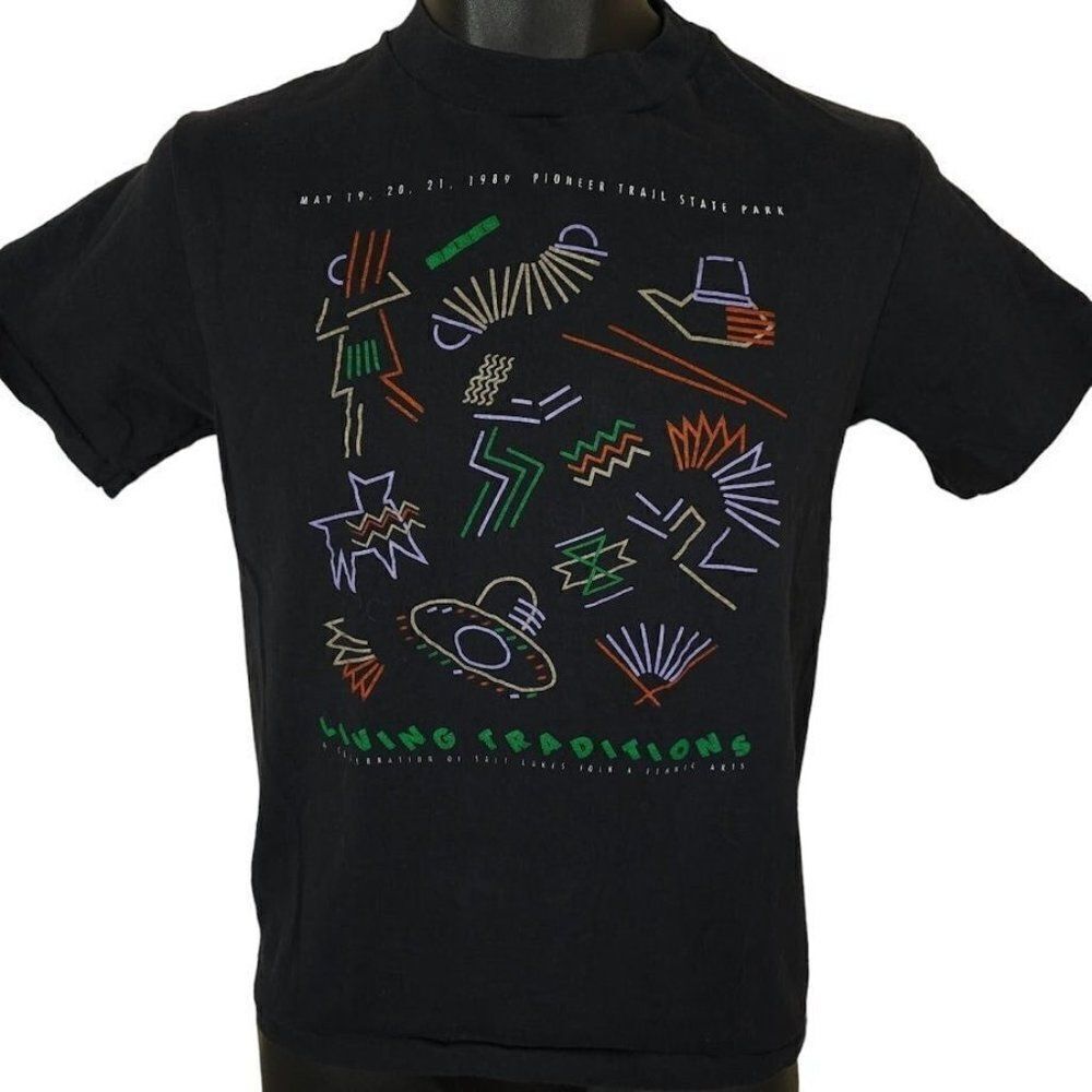 Pioneer Trail State Park T Shirt Vintage 80s Living Traditions Native American
